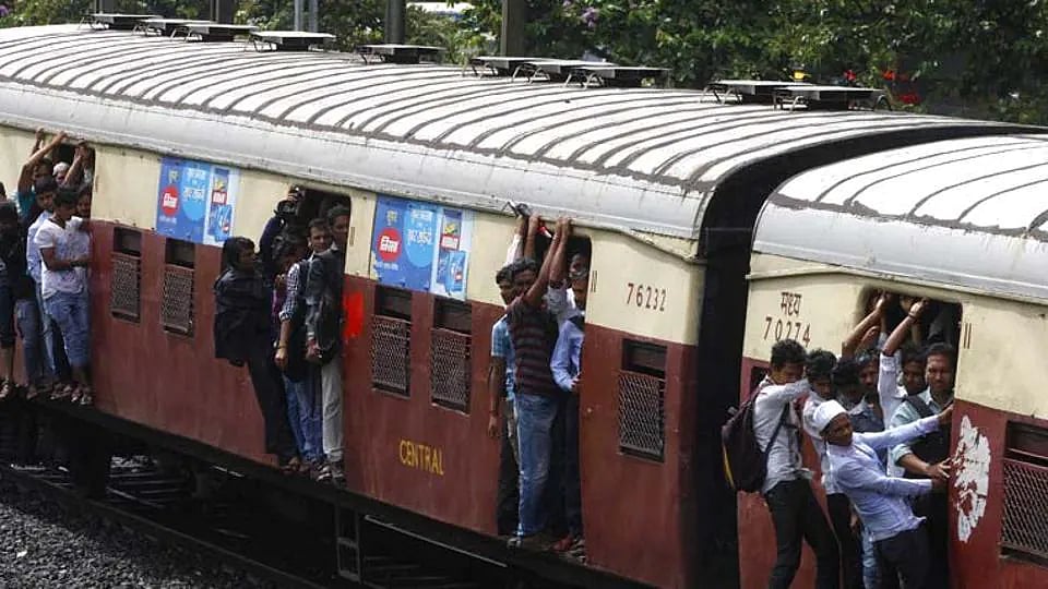 Navi Mumbai: Social media helps trace family of Nepali girl killed in train accident in Sanpada