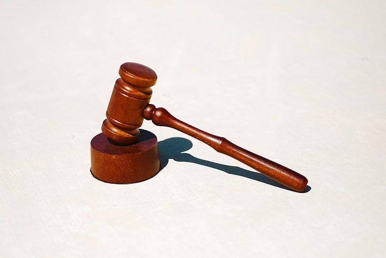 FPJ Legal: Show amount of tax evaded, Supreme Court tells petitioner; seeks Centre's response on PIL over 'duty evasion by 61 firms'