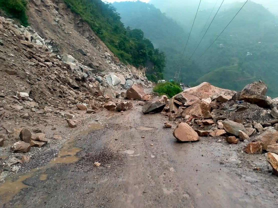 A landslide near Pandoh in Mandi district blocks the Chandigarh-Manali Highway (NH-3) on Thursday, August 26, 2021.