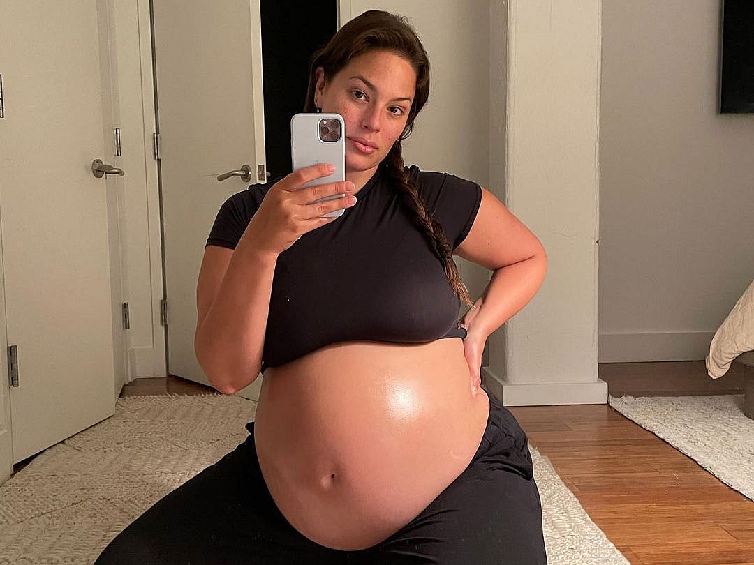 Watch: Supermodel Ashley Graham announces she is expecting twins in sweet post