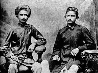 With his brother Laxmidas in 1886