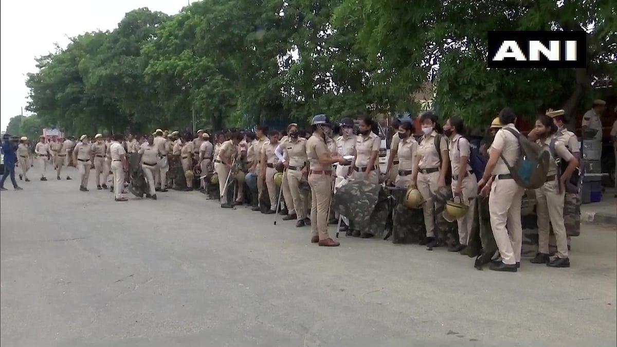 Ahead of floor test, Mumbai police deploy 5,500 personnel to ensure law and order | Representational Image
