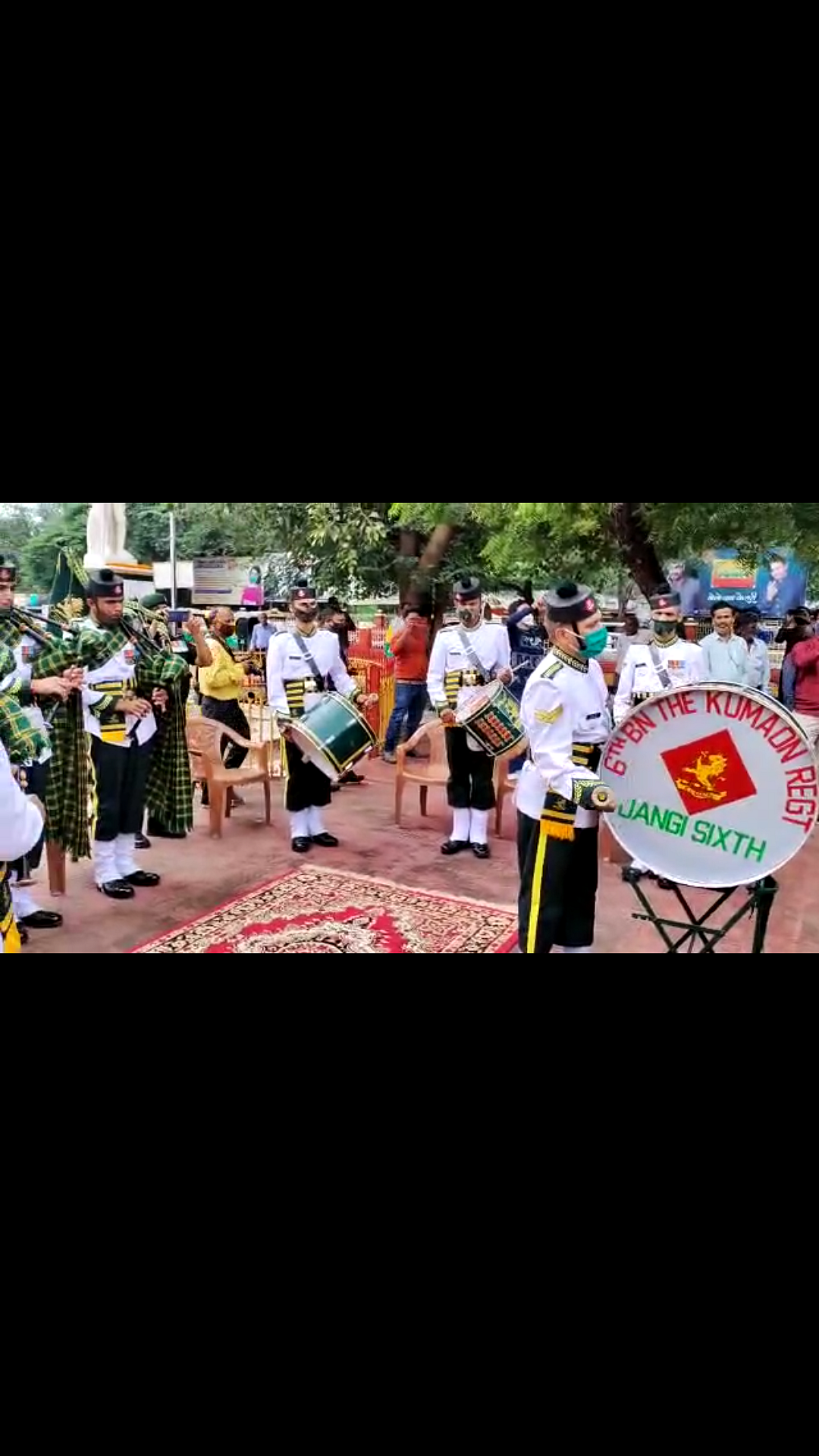 The Army band played mesmerising tunes.