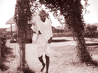 Gandhi at Champaran, 1939