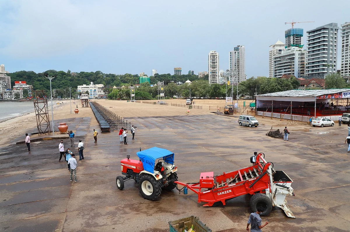 Arrnagemnets made by BMC for Ganesh Visarjan.