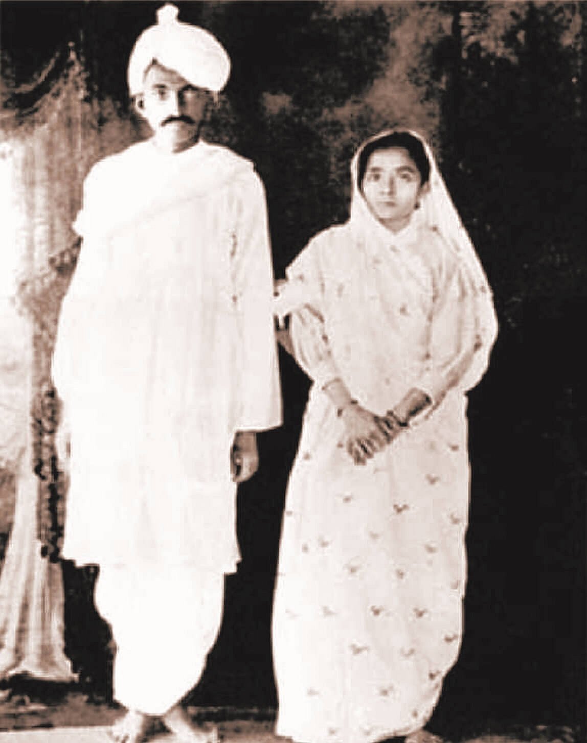 Gandhi and Kasturba on their return to India in 1915