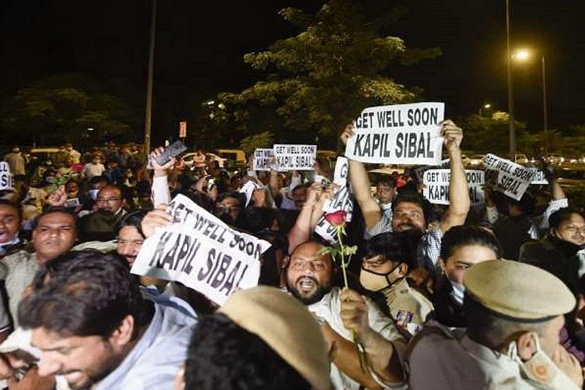 G-23 leaders condemn protest outside Sibal's house, term it 'orchestrated hooliganism'