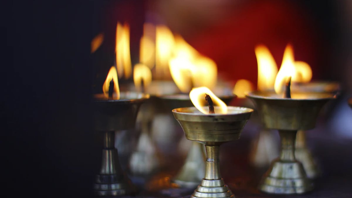 Why Auspicious Activities Are Avoided During Pitru Paksha 2025: The Spiritual Belief Behind the Tradition