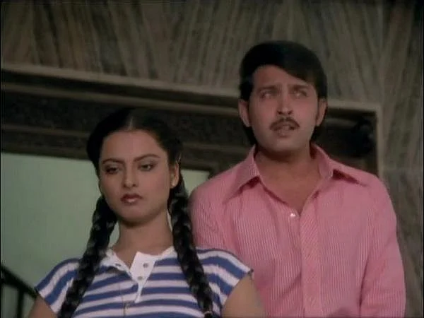 A still from Khubsoorat