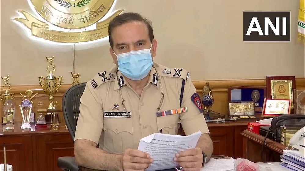 FPJ Legal: Mumbai court issues non-bailable warrant against former city police chief Param Bir Singh in extortion case
