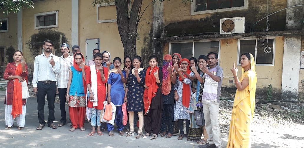 Madhya Pradesh: 90 % members of Yarn Mill Worker Society exercise right to franchise