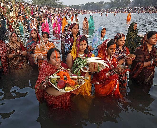 Delhi govt and DDMA allows public celebration of Chhath Puja only at designated sites following Covid protocols 
