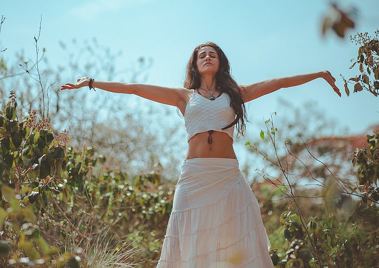 Guiding Light by Sadhguru: Allowing the feminine to flow
