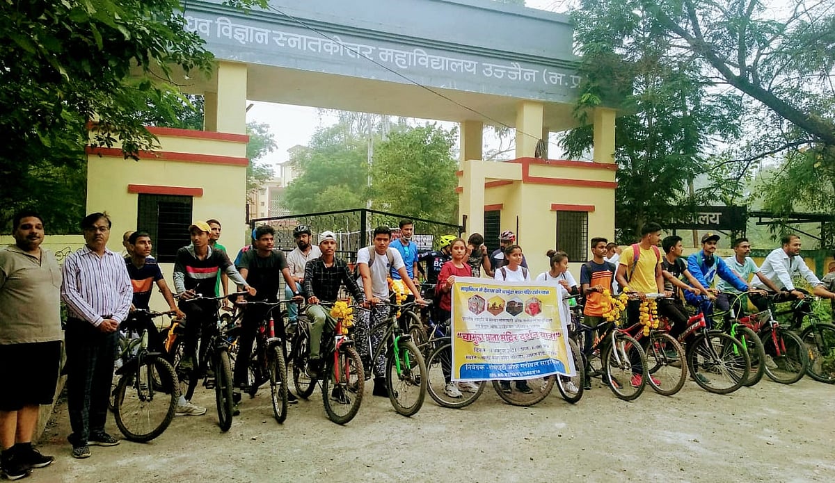 Madhya Pradesh: Cycling all the way to Dewas Tekri to create awareness