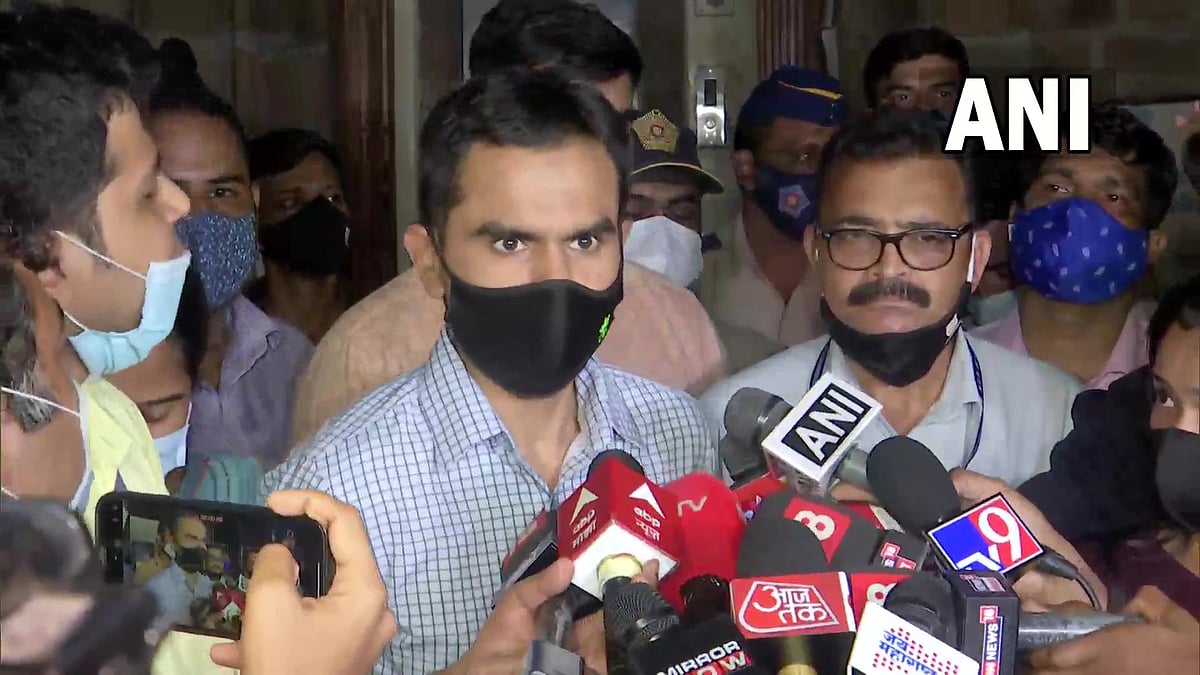 Mumbai: Advocate Sudha Dwivedi lodges complaint against NCB's Sameer Wankhede, 5 others for extortion
