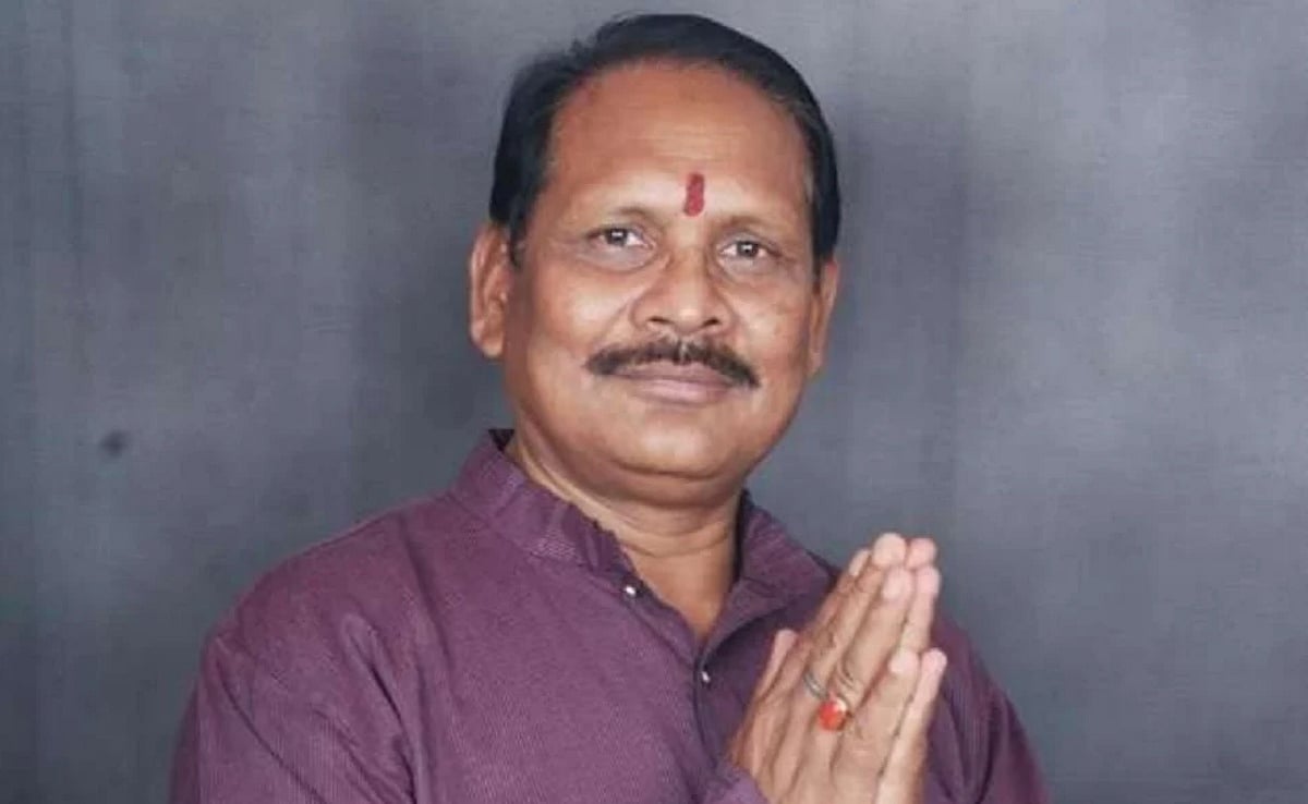 Chhatisgarh: Congress MLAs from CM Bhupesh Baghel's camp accuse School Education Minister Prem Sai Singh Tekam of corruption