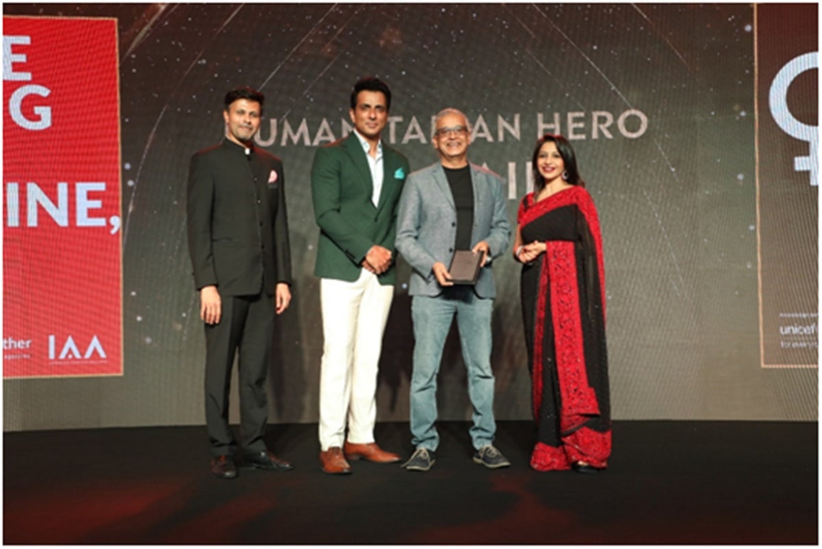 (L-R) - Abhishek Karnani, Chairperson, IAA IndIAA Awards,Raj Nair, CEO Madison BMB, Sonu Sood &Megha Tata, President- IAA India Chapter 
