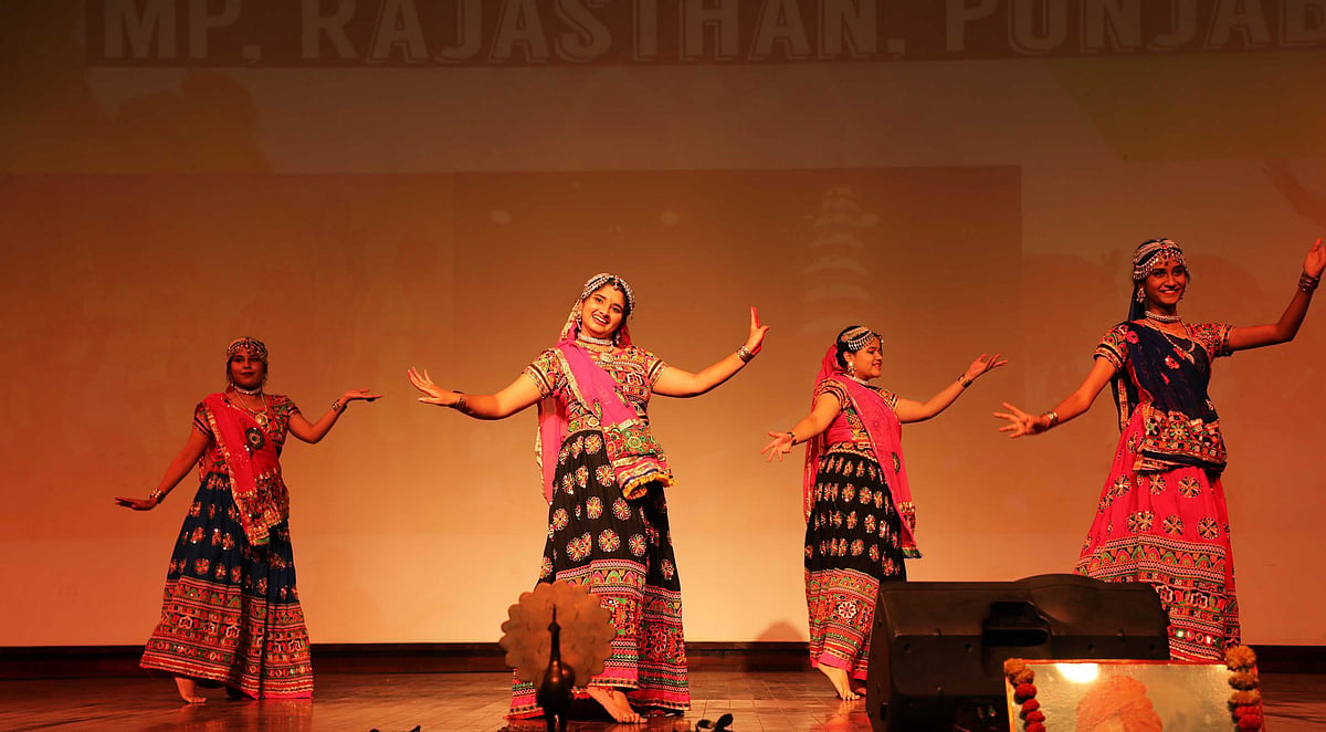 Bhopal: Patriotic songs, folk dances highlighting Indian diversity presented