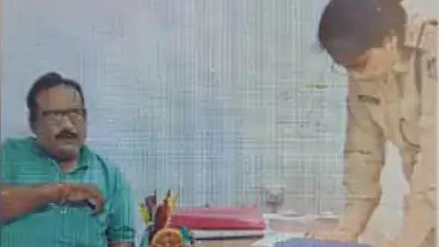 Madhya Pradesh: Man posing as personal assistant of Congress MLA dupes Rs 25,000 from shopkeeper in Jabalpur