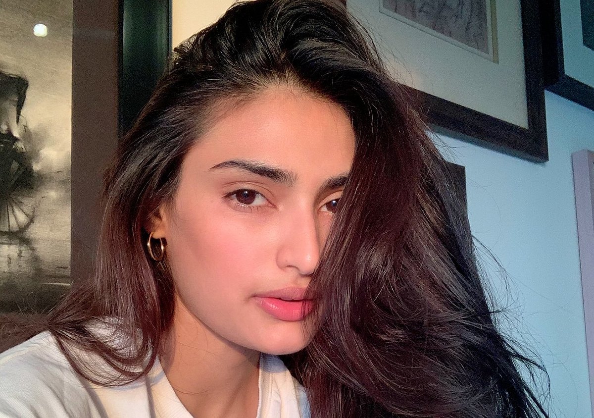 Actress Athiya Shetty turns 28: Fans flood Twitter with adorable messages to celebrate her birthday