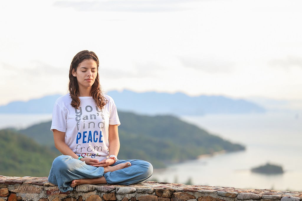 Guiding Light: Chasing thoughtlessness
