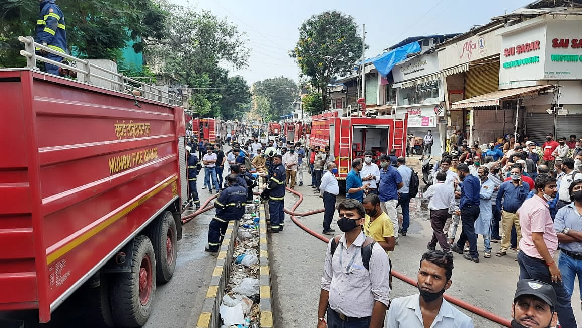 Watch video: Major fire breaks out at Prime Mall in Mumbai's Vile Parle