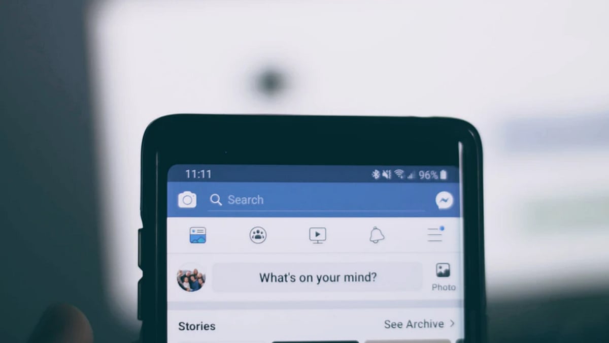 Facebook gives Kazakhstan direct access to its content reporting system