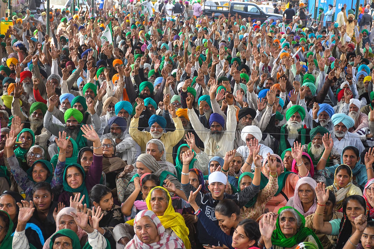 Security beefed up at Delhi's borders as farmers' protest completes one year today