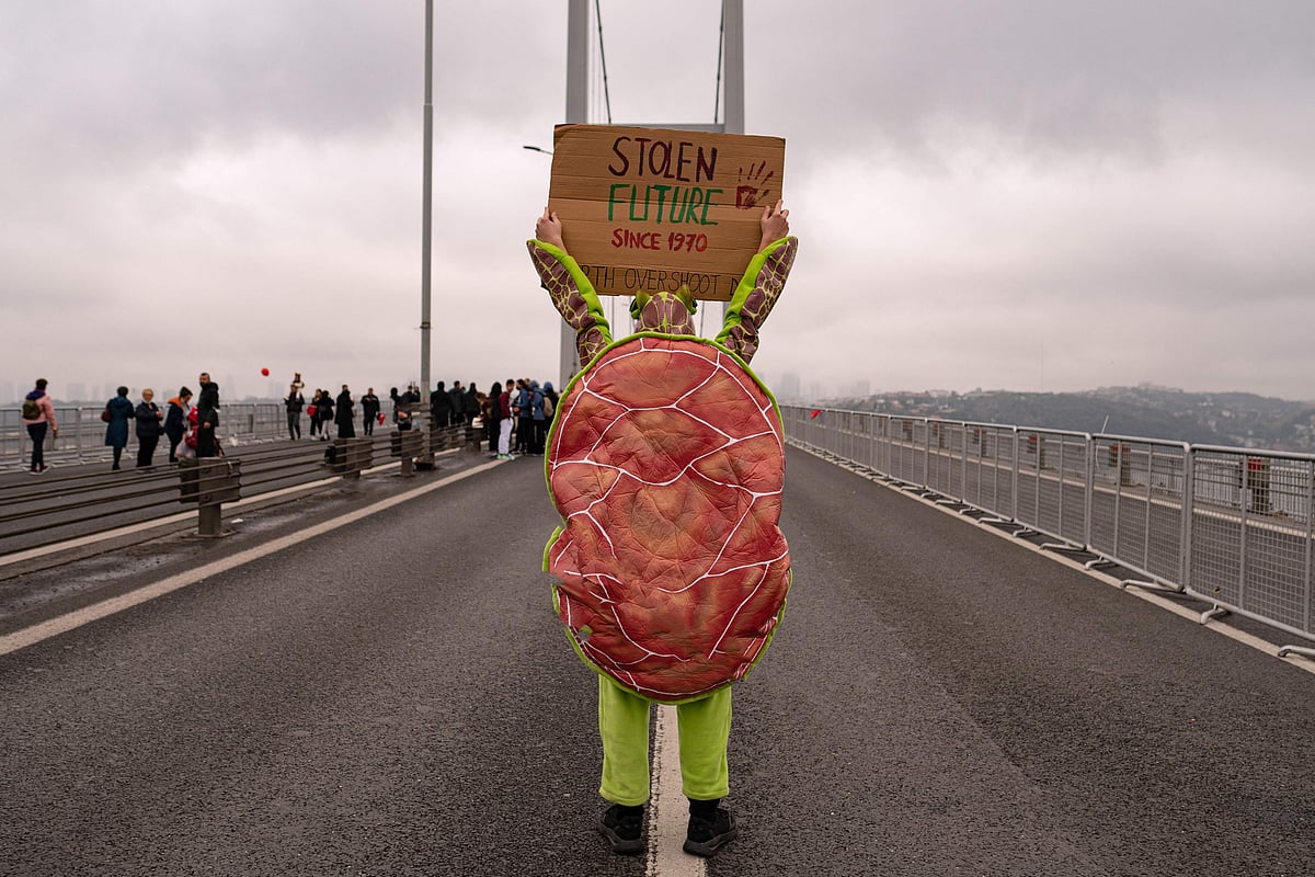 Climate activists too were present 