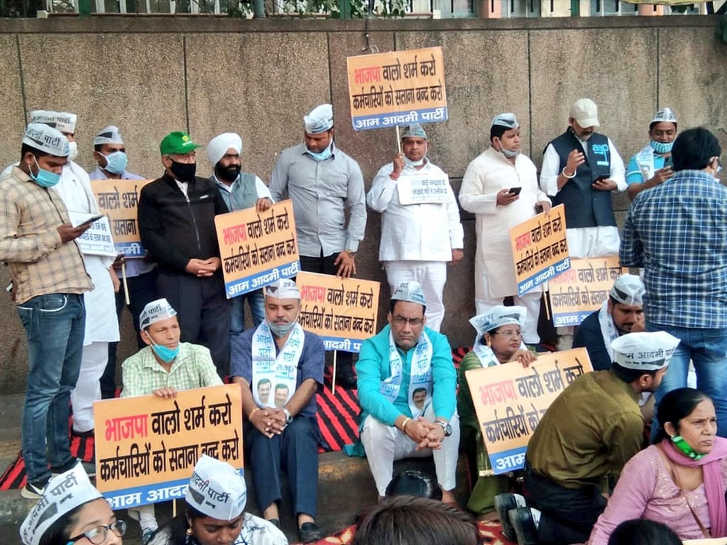Netizens trend #MCDSalaryDo on Twitter, demanding immediate disbursal of salaries to MCD employees 