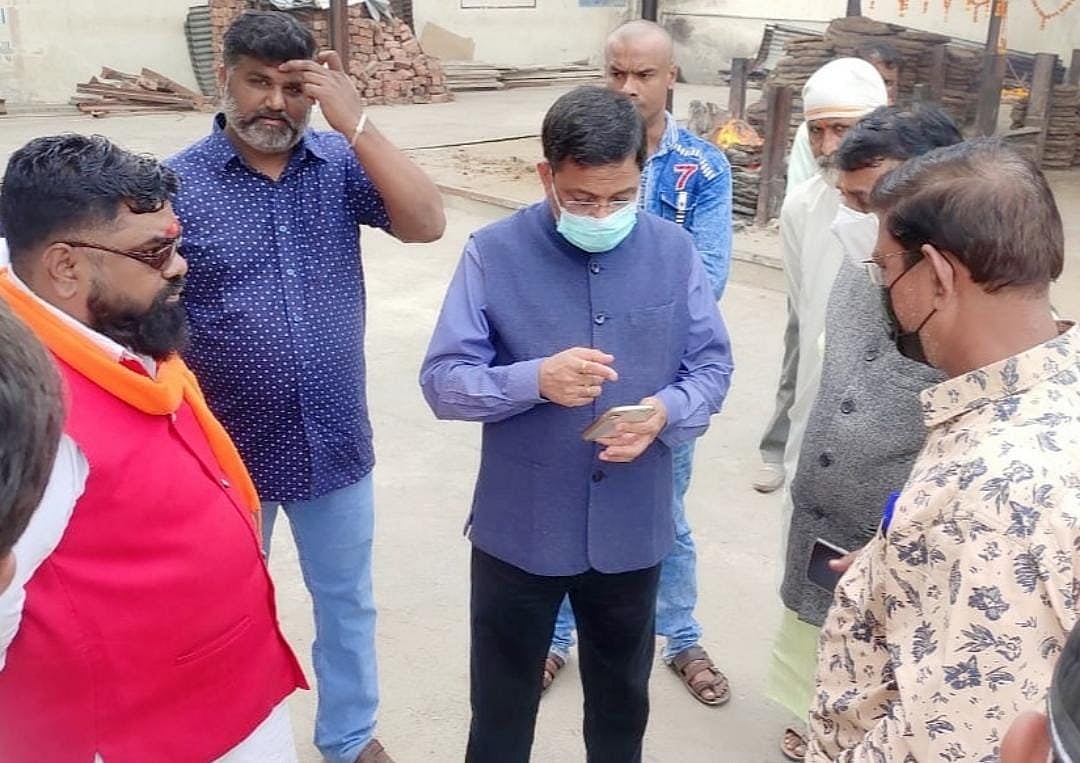 Madhya Pradesh: Cattle dung logs to be used for cremation