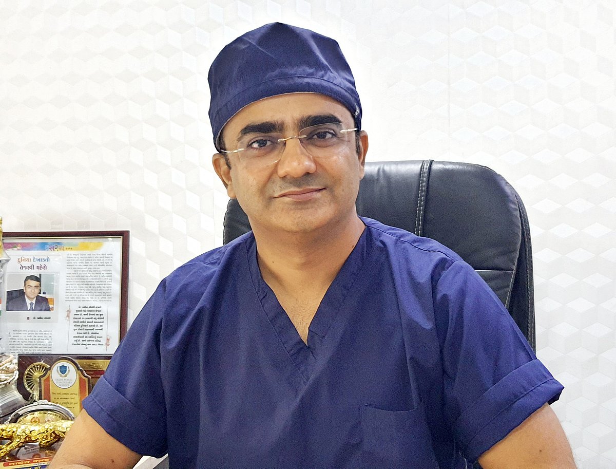 Ophthalmologist Dr Amit Solanki