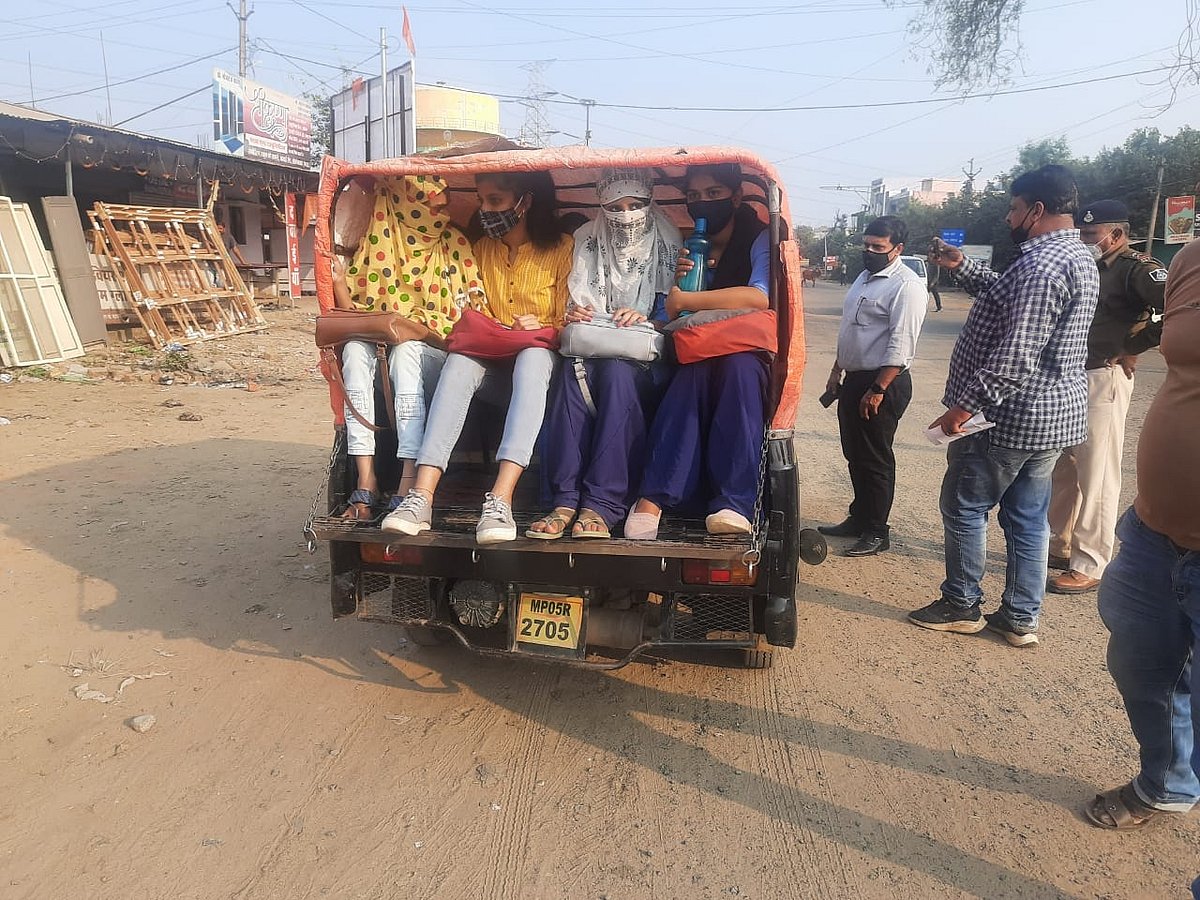Madhya Pradesh: 50 three-wheelers confiscated in city