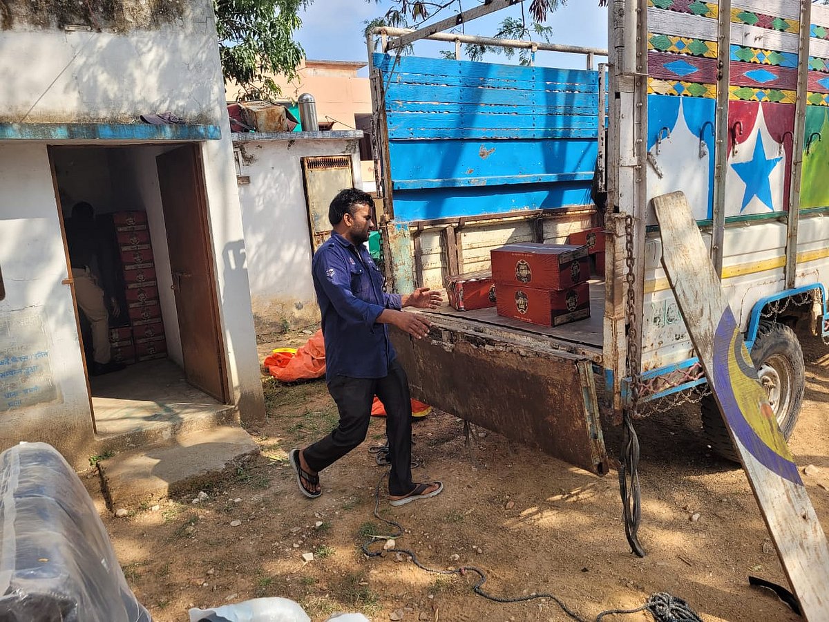 Alirajpur: Illegal liquor worth Rs 3 lakh seized 