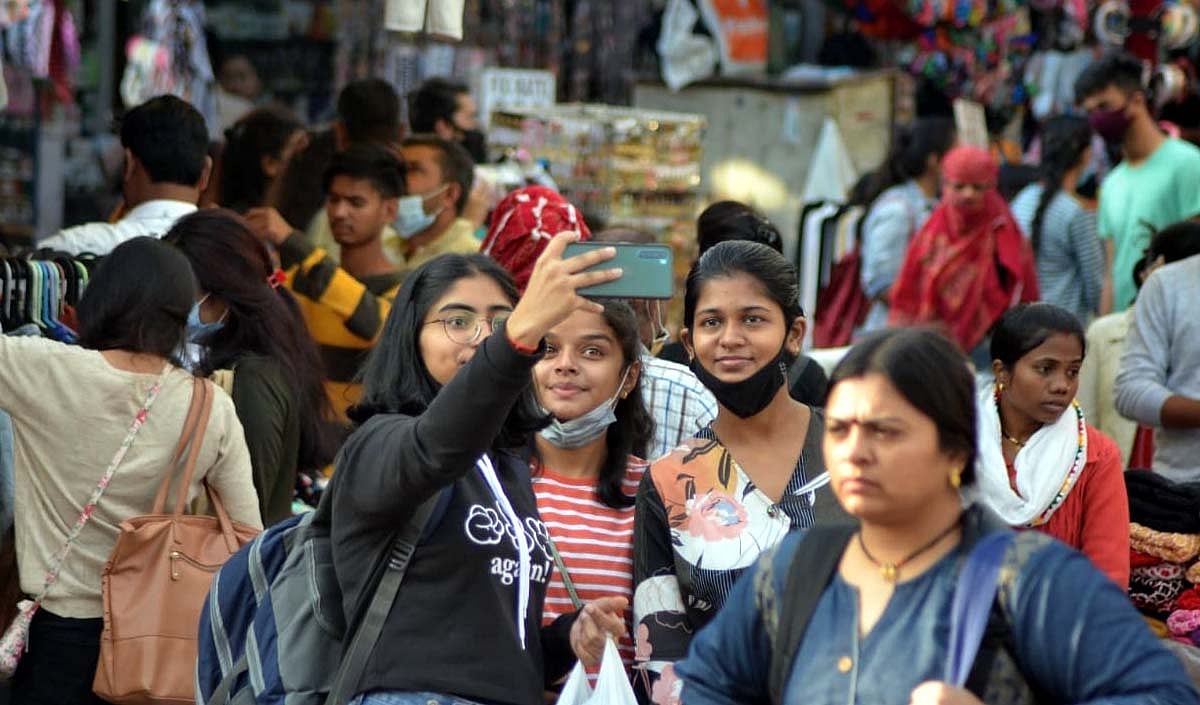 News Diary Mhow: Over 1,000 students take part in children's fair