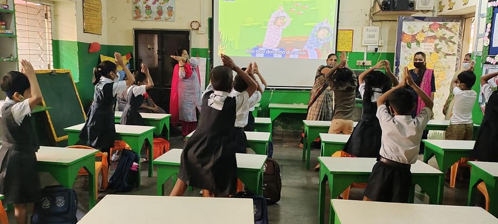 Atleast 1,902 schools will be starting operations from today in Mumbai.