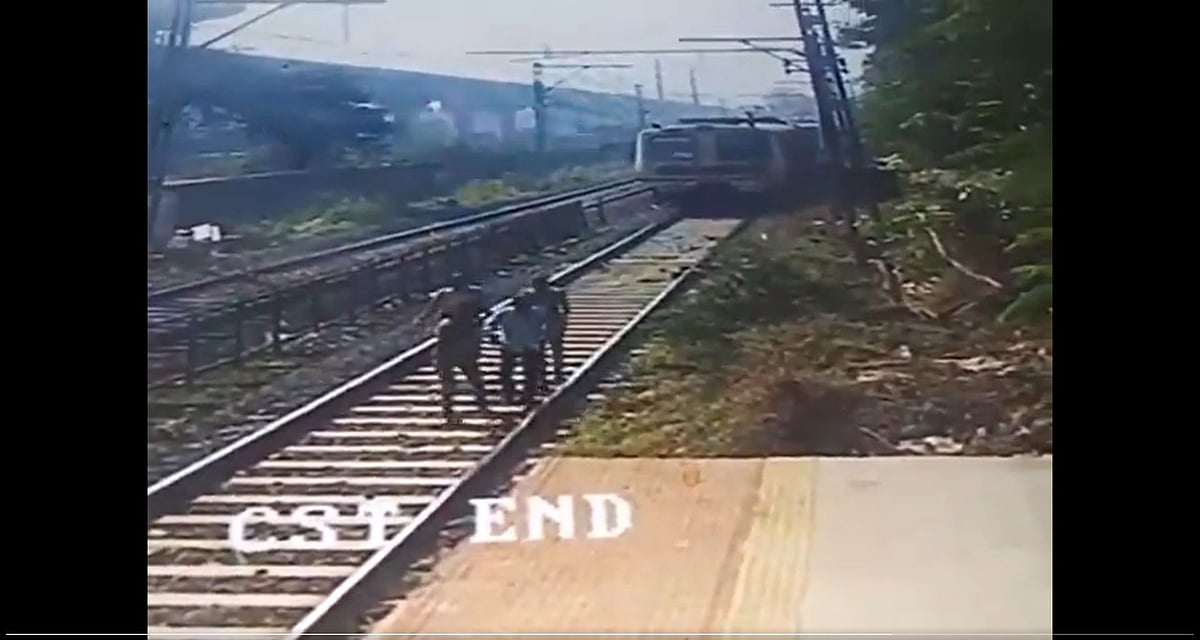 Watch video: Women constables save man from committing suicide on railway tracks at Mumbai's Sewri station