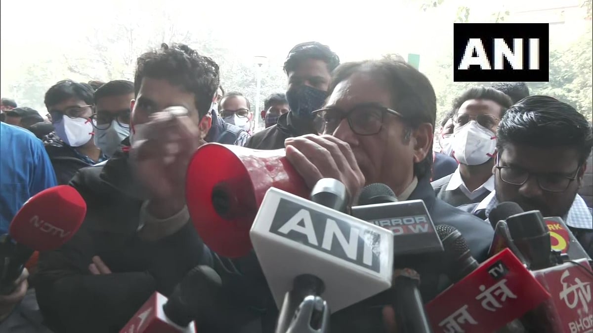 FPJ-Ed | NEET PG Counselling 2021: Union Health Minister Mansukh Mandaviya assures protesting doctors of early hearing