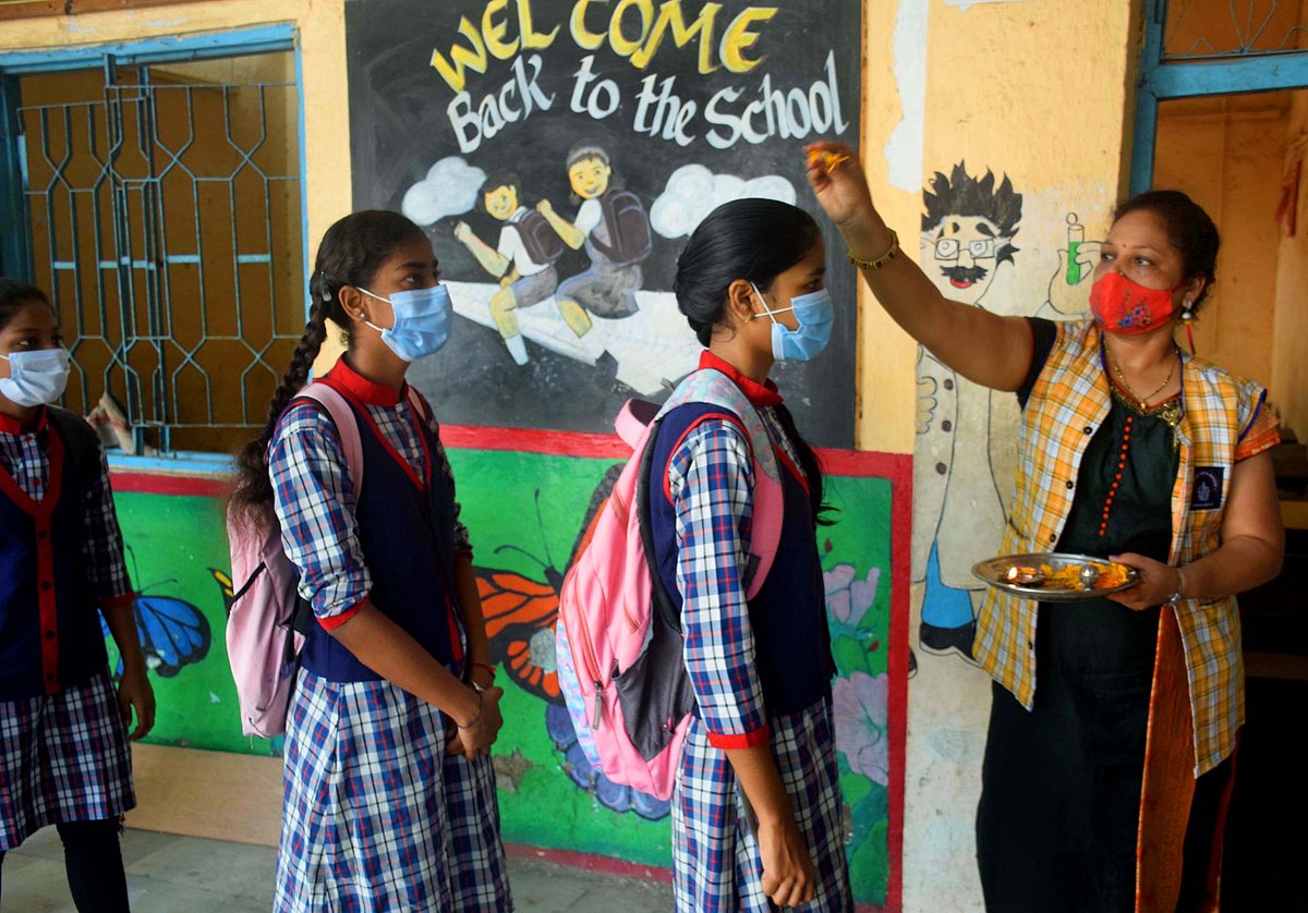 Normal hours and full-fledged classrooms, Mumbai schools ecstatic to welcome students from March 2