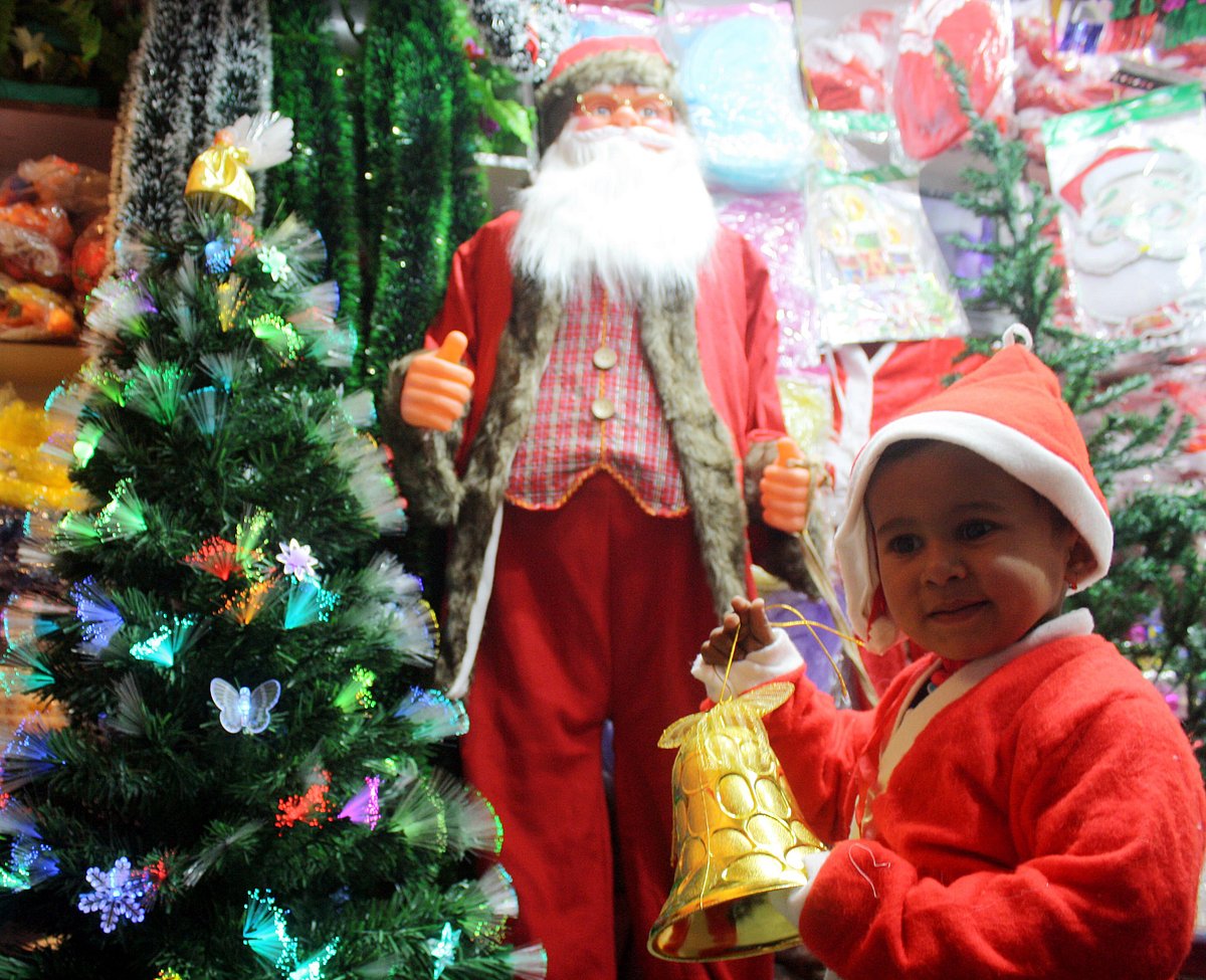 Indore: With Christmas round the corner city gets into festive mood