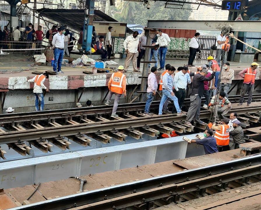 Launching of girders