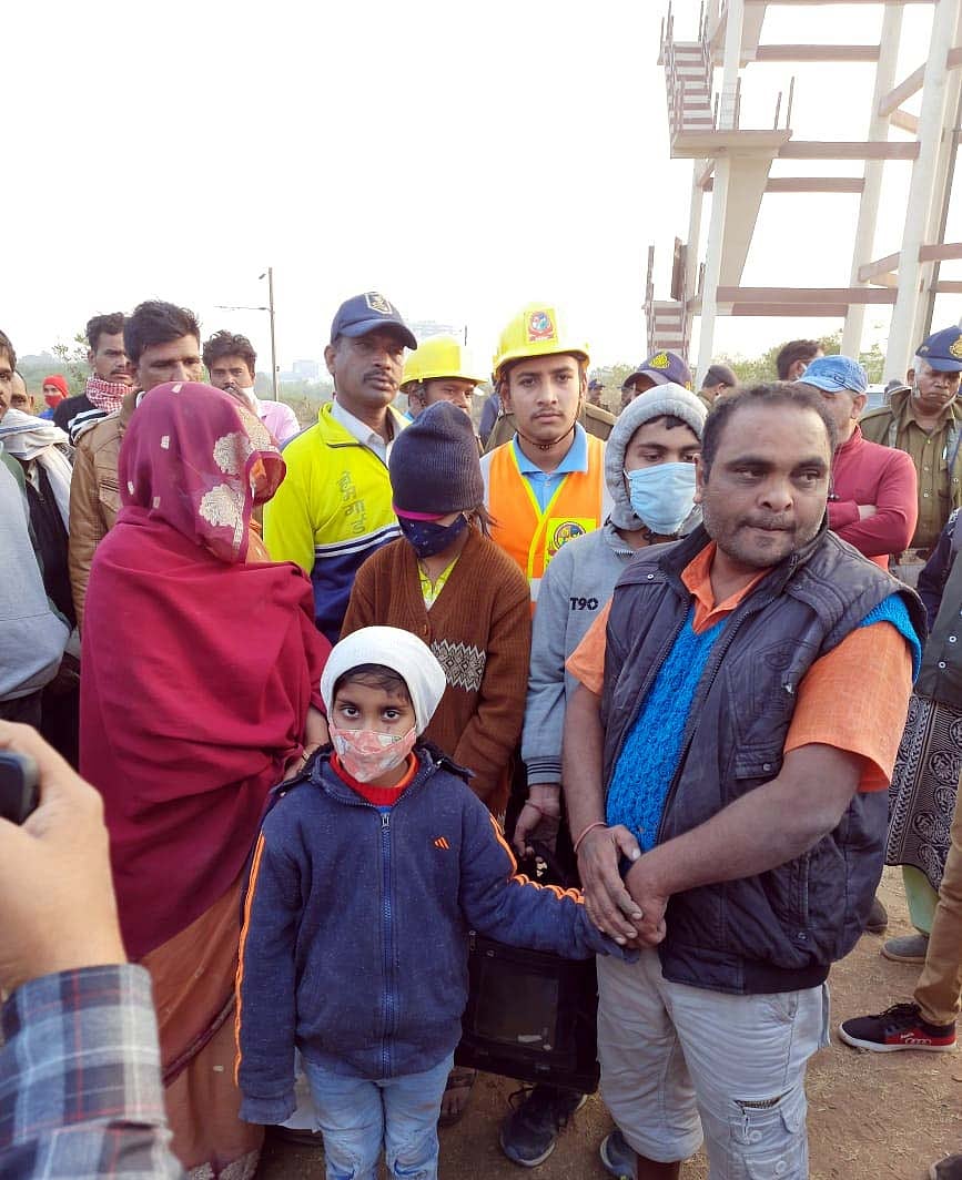 Ritesh and his family after they climbed down on ADCP Rajesh Singh Bhadoriya’s assurance.