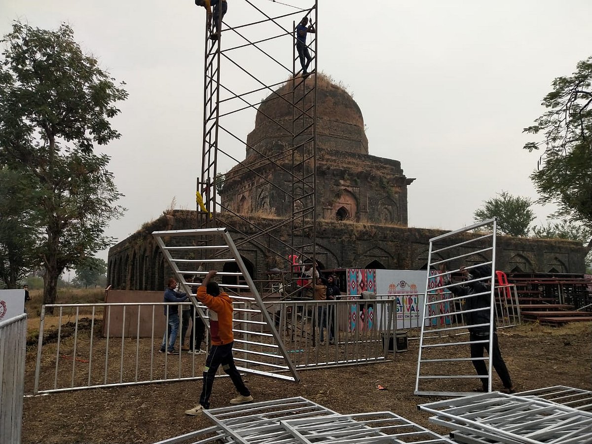 Mandu: Historic town decked-up as Mandu fest to begin tomorrow