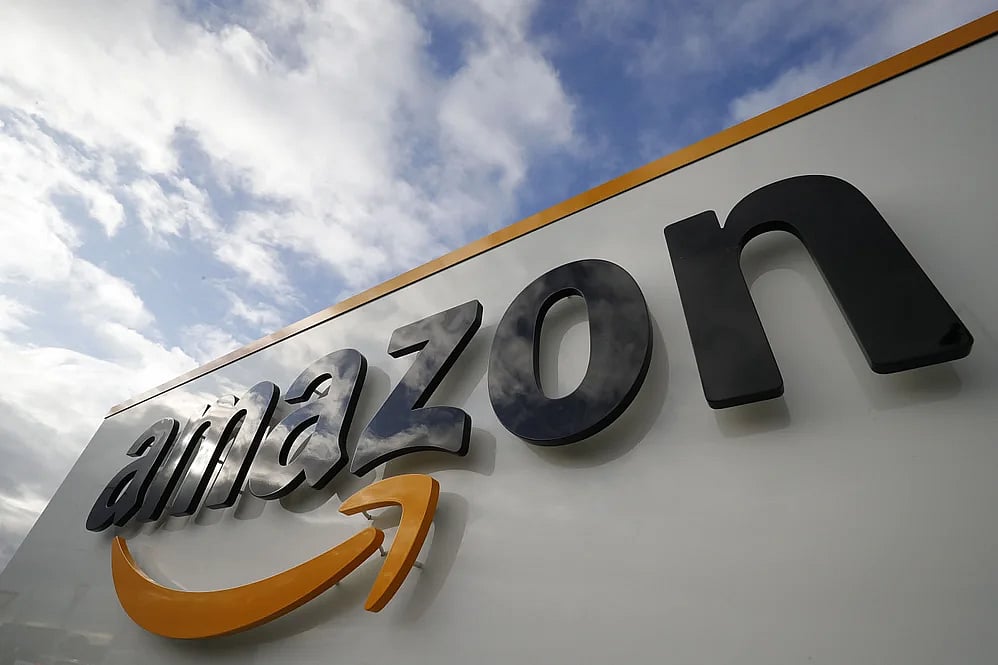 Withdraw permissions granted to Amazon, Flipkart-Walmart to operate in India, demands Swadeshi Jagran Manch