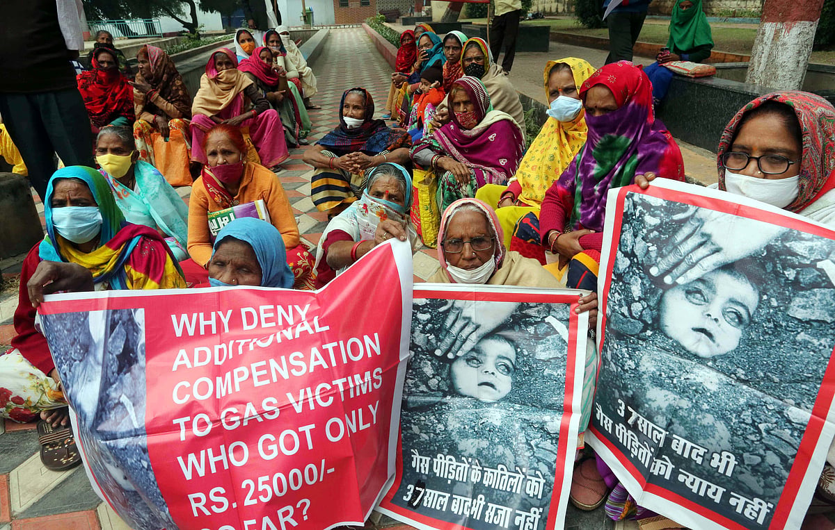 Destitute pensioners (gas victims) protest against Dow chemical at Neelam Park on 37th anniversary of Bhopal Gas Tragedy on Friday.