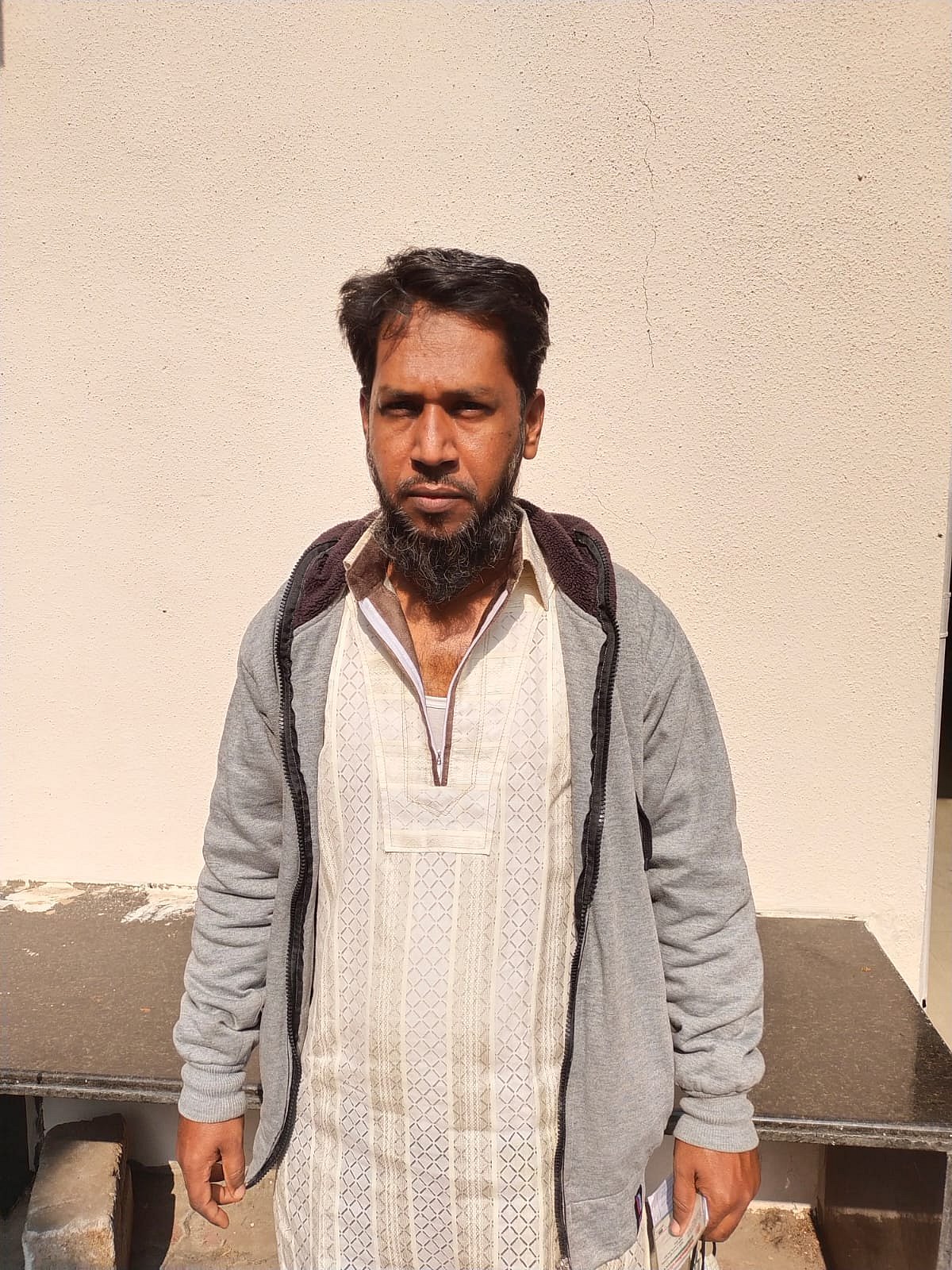 Railway passenger pull chain to deboard near home, face stringent action