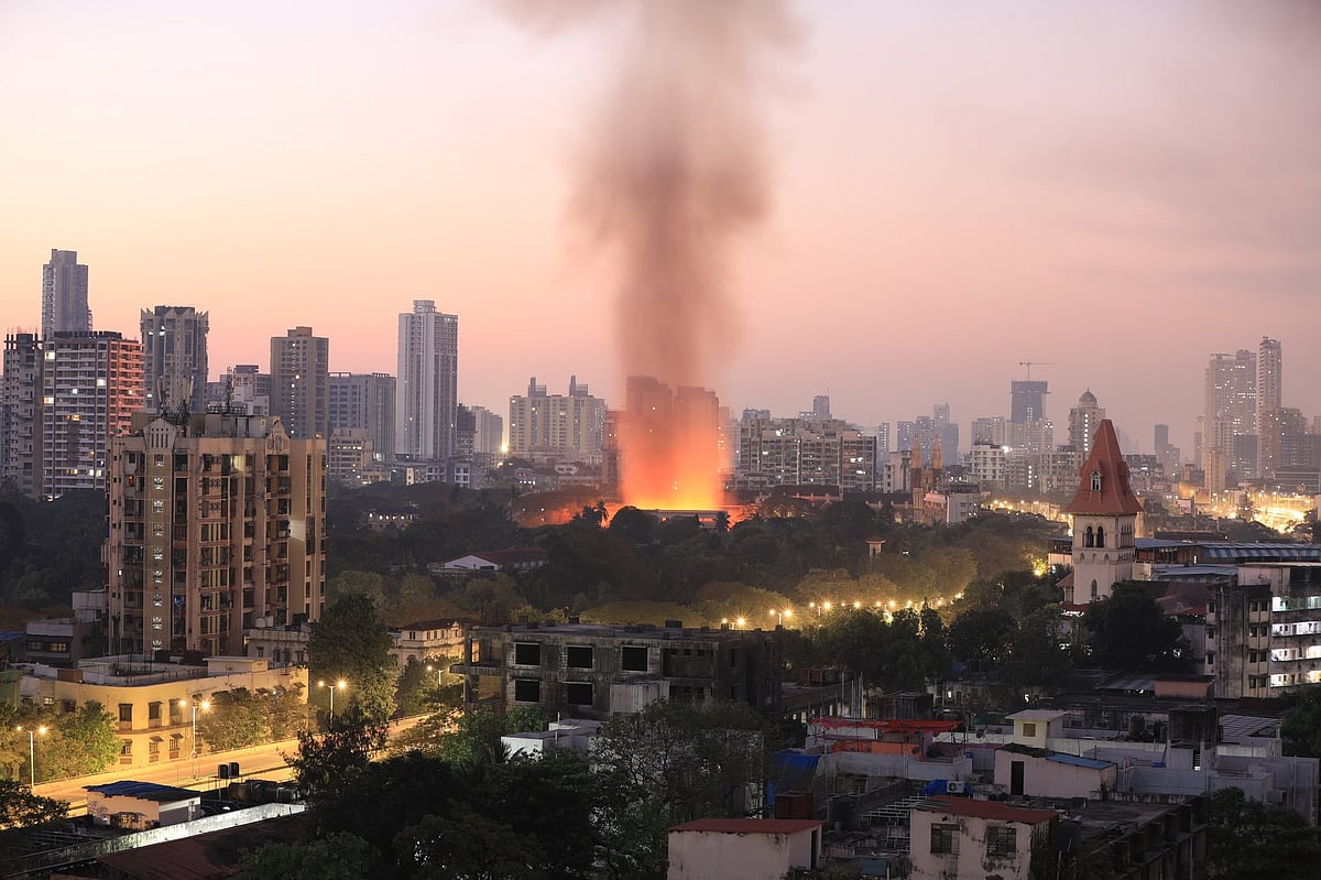Watch Video: Fire breaks out in Mumbai's Byculla godown, no casualties yet