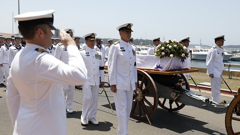 INS Ranvir blast martyr Navy personnel Surendra Dhatwalia cremated with full state honours in Himachal Pradesh
