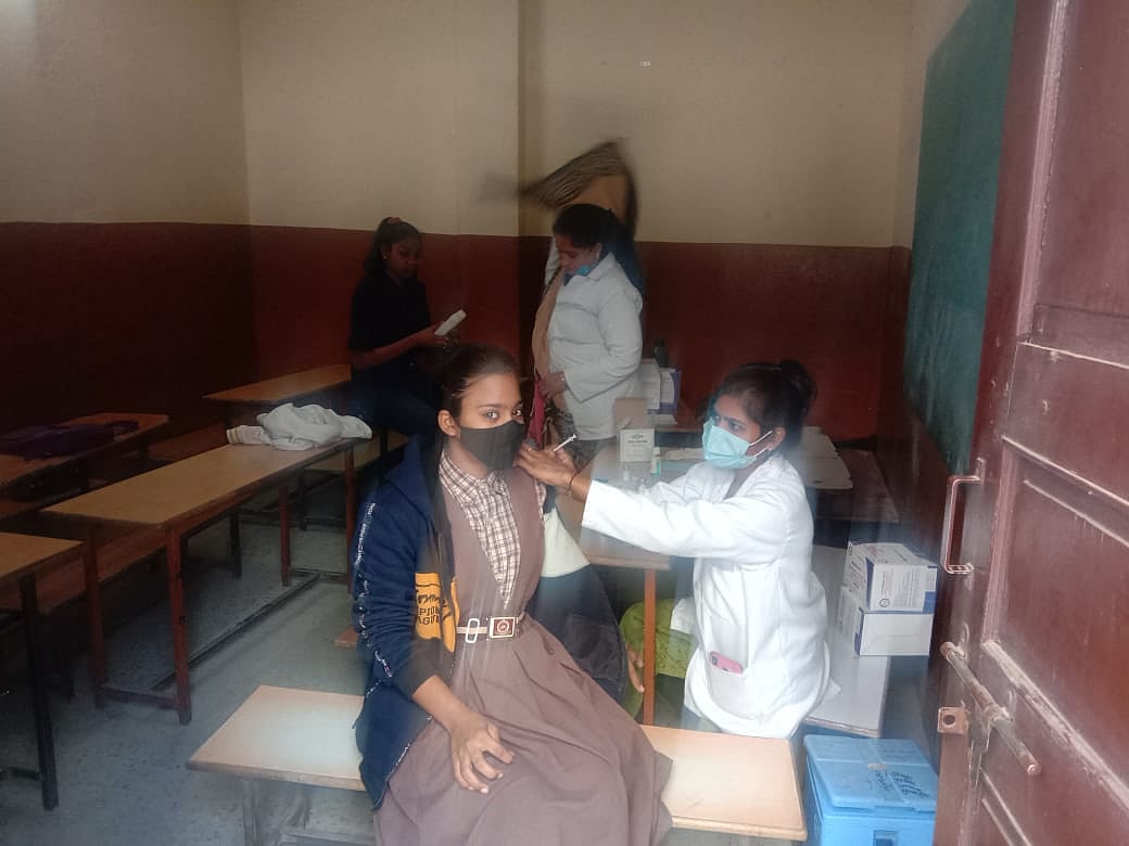 Bhopal: 7.71L teenagers get COVID jab on 1st day drive, highest among states