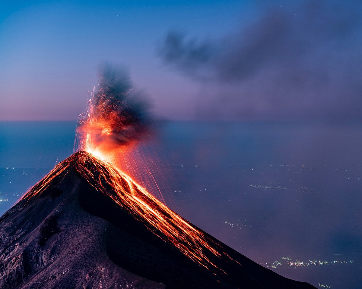 Study finds earth's volcanic hotspots are cool